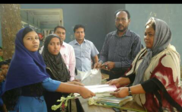 আলমডাঙ্গার বন্ডবিল সরকারি প্রাথমিক বিদ্যালয়ে জেএসসি পরীক্ষার্থিদের বিদায় সংবর্ধনা অনুষ্ঠিত।