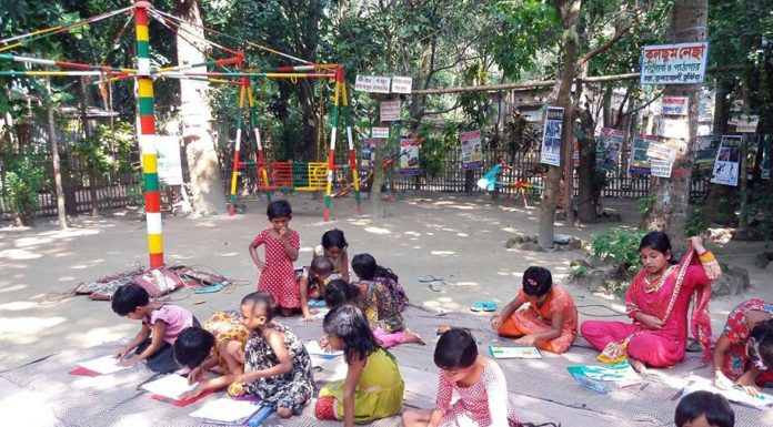 কুষ্টিয়ার শিক্ষাঙ্গন জ্ঞান বাগানের মালী নাসির মাস্টারের গল্প