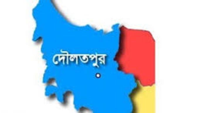 দৌলতপুর সীমান্তে বিজিবি-বিএসএফ পতাকা বৈঠক অনুষ্ঠিত