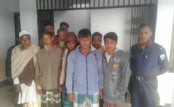 পাঁচবিবিতে পুলিশের অভিযানে ১১ জন গ্রেফতার