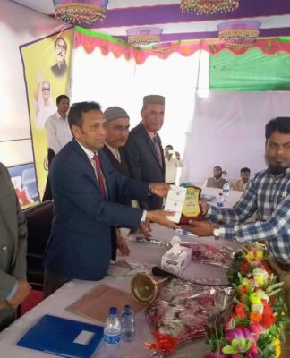 কুষ্টিয়ায় ডিজিটাল উদ্ভাবনী মেলায় সেরা ওয়েব পোর্টাল ক্যাটাগরিতে পুরস্কার পেলেন কুমারখালীরইউএনও