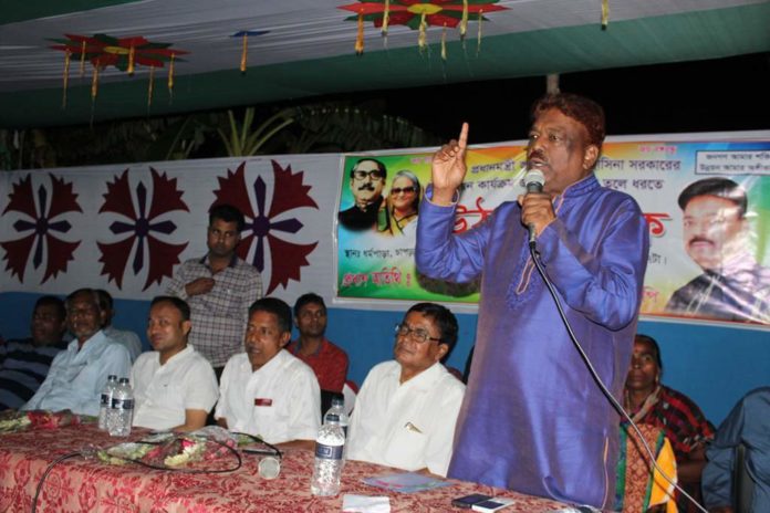 received_1083483055125308