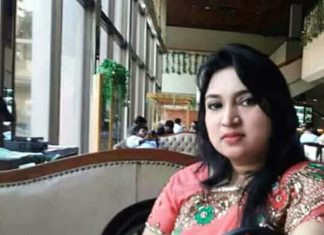 কোহিনূর আক্তার এর কবিতা “ওরা নাকি আমায় ভালোবাসে”