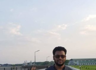 পাথর চোখে অশ্রু ফোঁটা